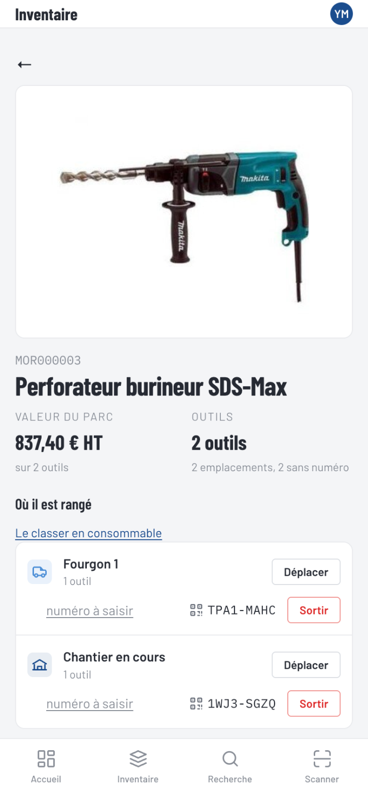 La fiche d’un outillage sur un téléphone : sa photo, son emplacement dans le fourgon, son prix d’achat.